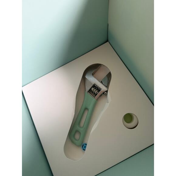 Jolie - The Filtered Showerhead, Brushed Gold, 1.8 Gpm Open Box NEW - Picture 4 of 5